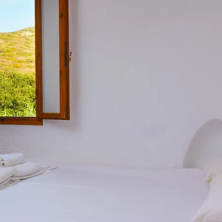 Island * Elounda